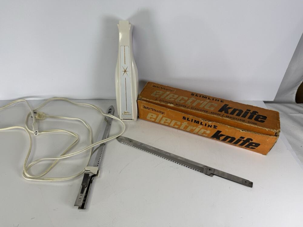 1960’s Lady Vanity Slimline Corded Electric Knife Beige 8" Blade 120V